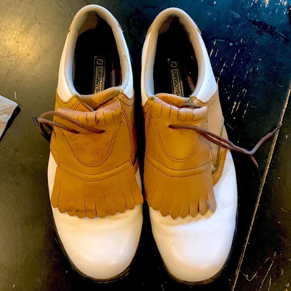 Classic foot joy golf saddle with tassels